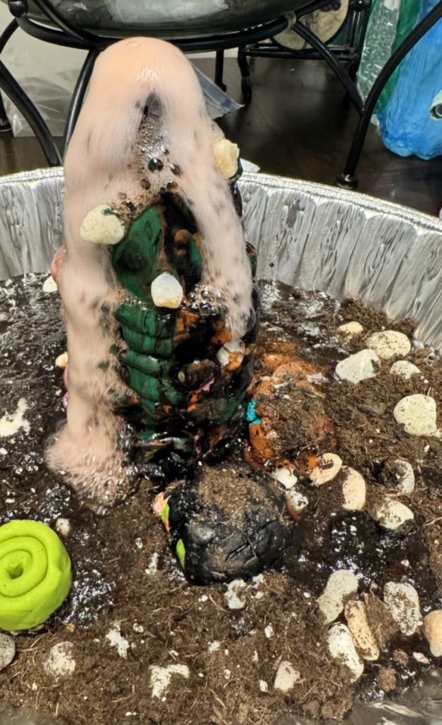 
4th-grade-science-volcano-experiment-baking-soda-vinegar